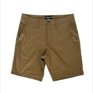 REEF men's tan shorts size 30